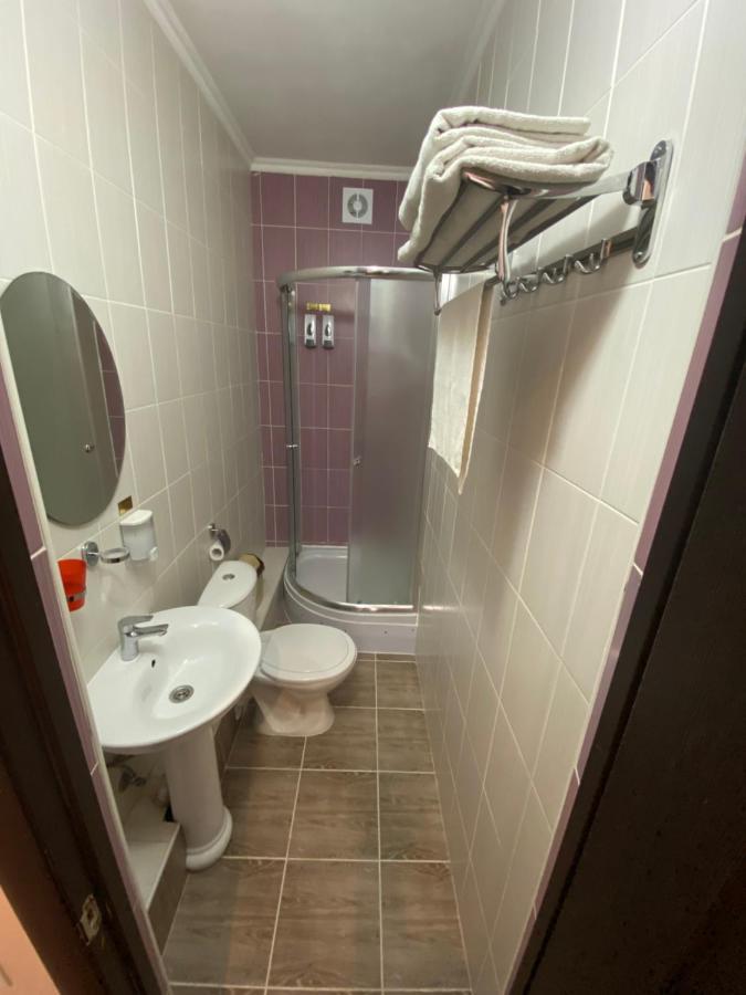 Ulpan Mini Hotel Astana Ngoại thất bức ảnh