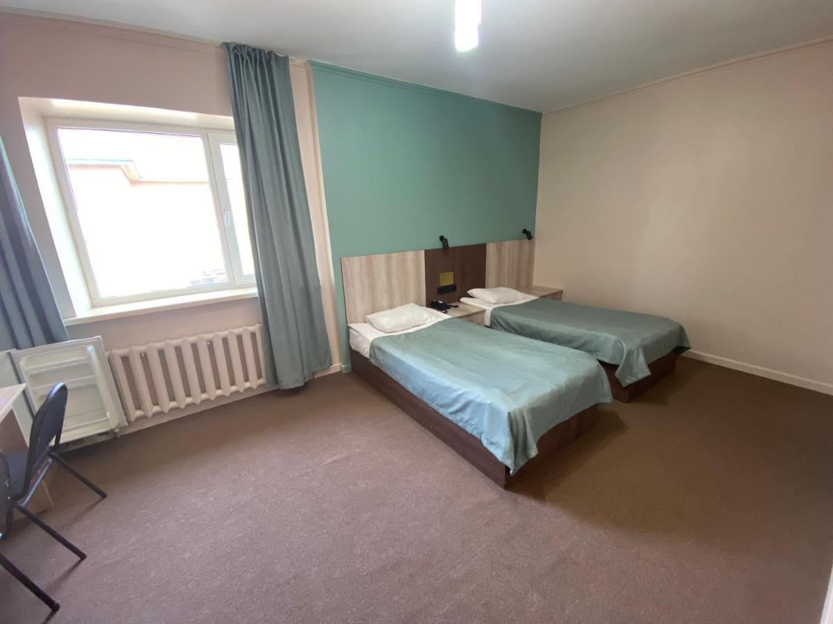 Ulpan Mini Hotel Astana Ngoại thất bức ảnh