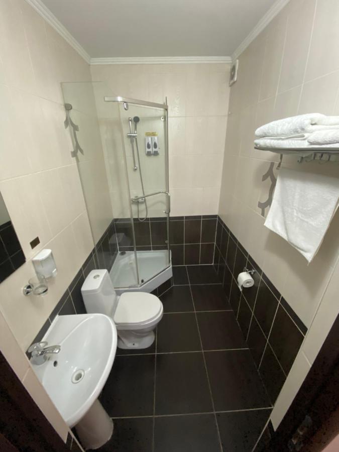 Ulpan Mini Hotel Astana Ngoại thất bức ảnh