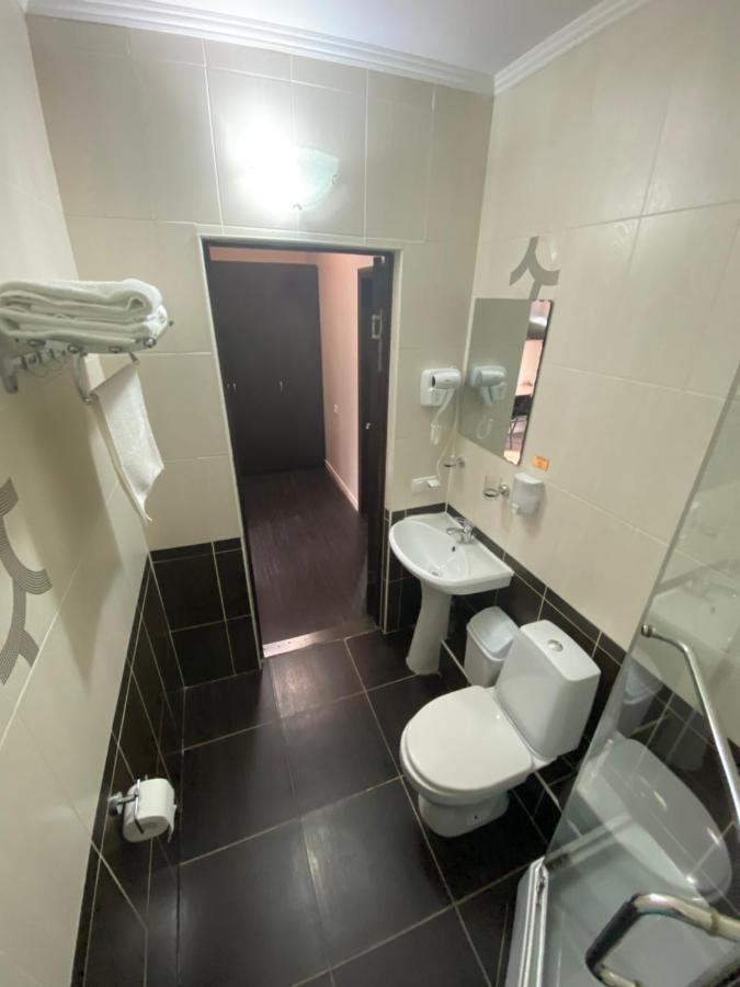 Ulpan Mini Hotel Astana Ngoại thất bức ảnh