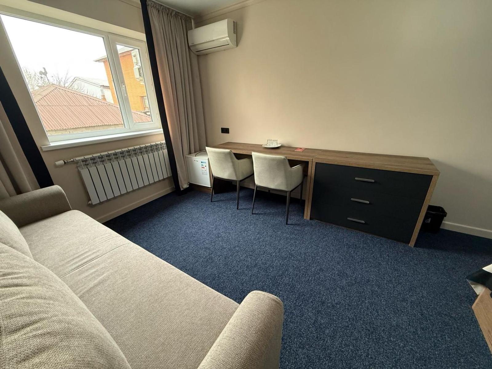 Ulpan Mini Hotel Astana Ngoại thất bức ảnh